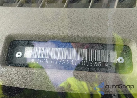 2004 GMC Savana Upfitter из США, поврежденный, VIN 1GDFG15X541109566